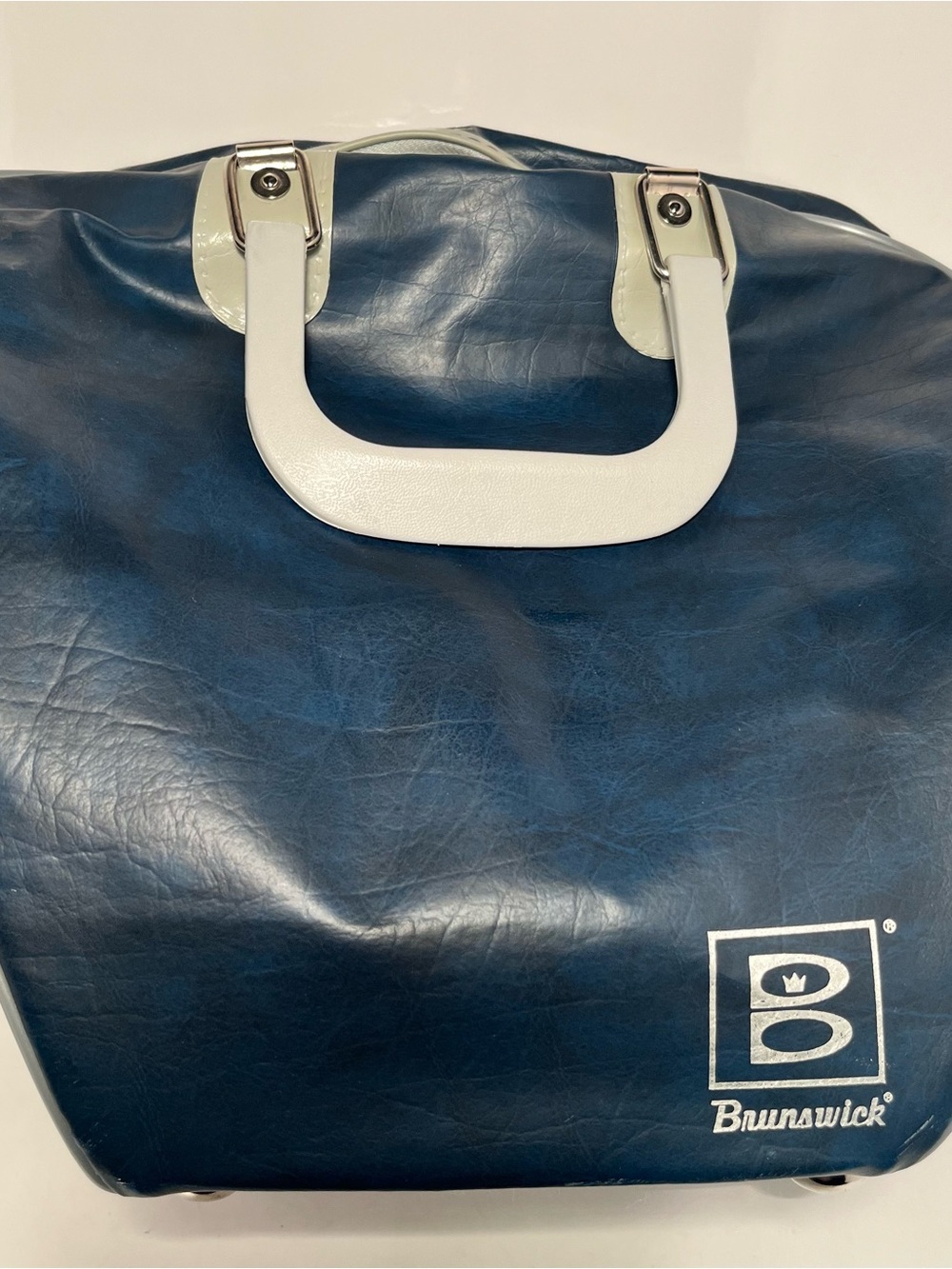 Men’s Navy Bowling Bag with White Handle